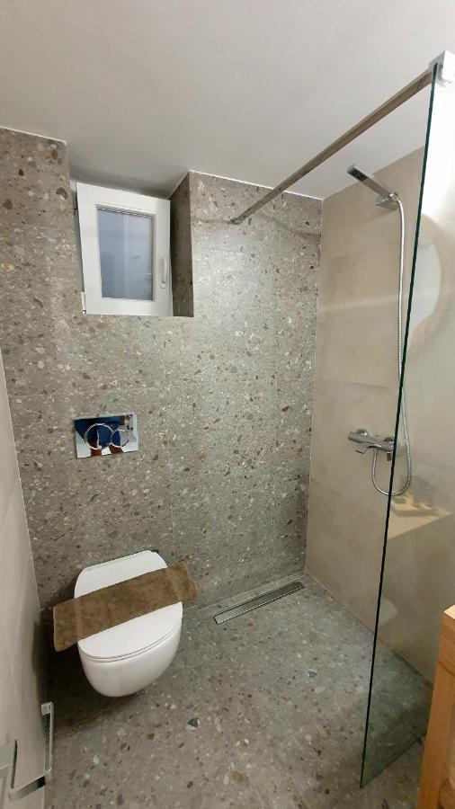Apartament Alexandra'S Boutique House Triovasálos Zewnętrze zdjęcie