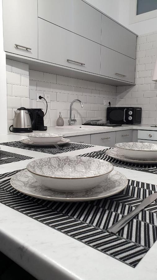 Apartament Alexandra'S Boutique House Triovasálos Zewnętrze zdjęcie